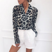 Load image into Gallery viewer, Long Sleeve Leopard Print Collared Blouse