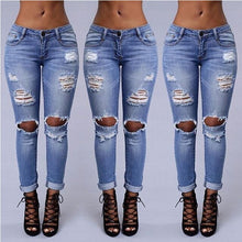 Load image into Gallery viewer, Low Rise Distressed Jeans